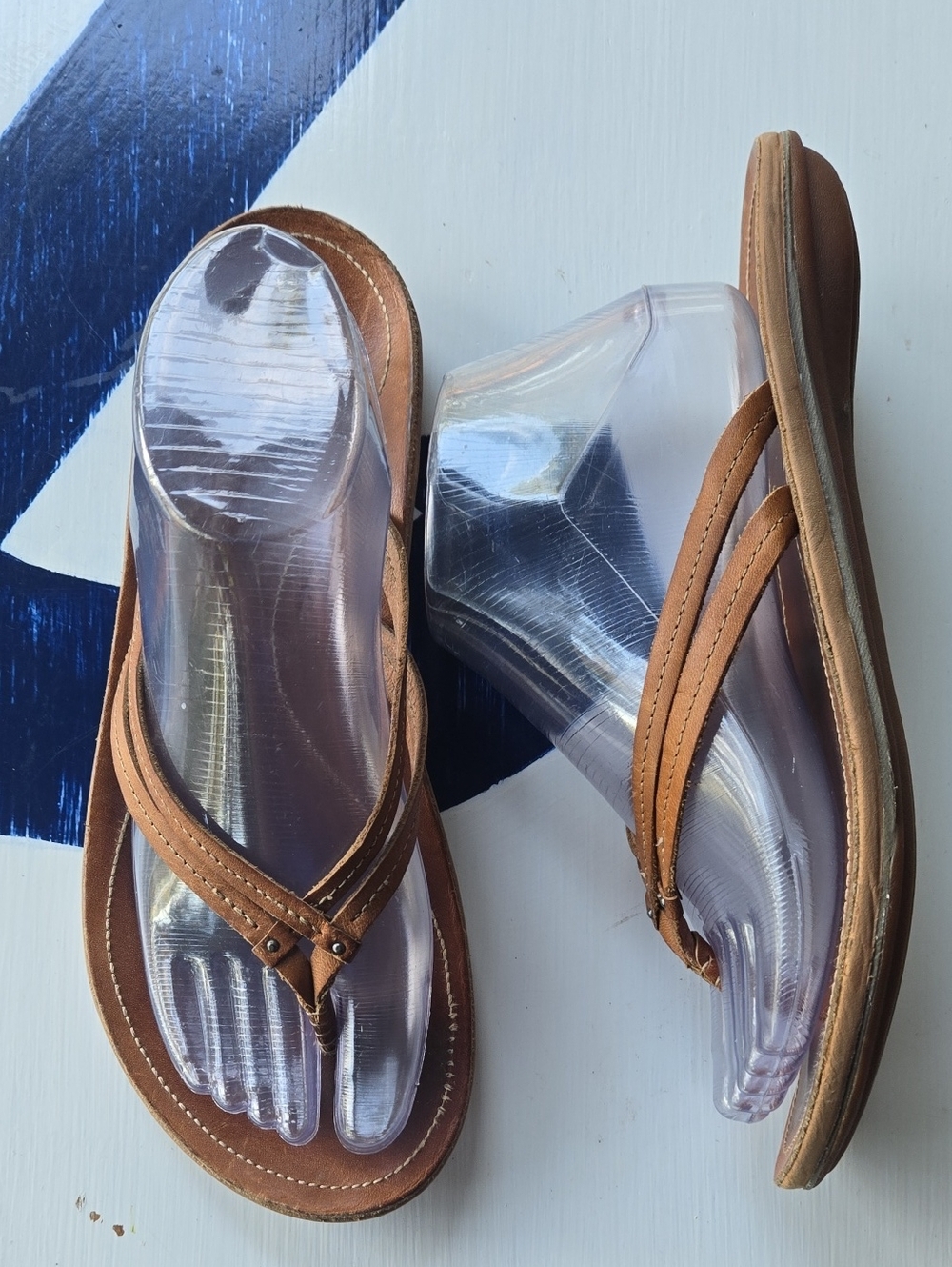 Olukai Kāpehe Luana Tapa/Sahara Brown Leather Flip Flop Sandals Size Size 8